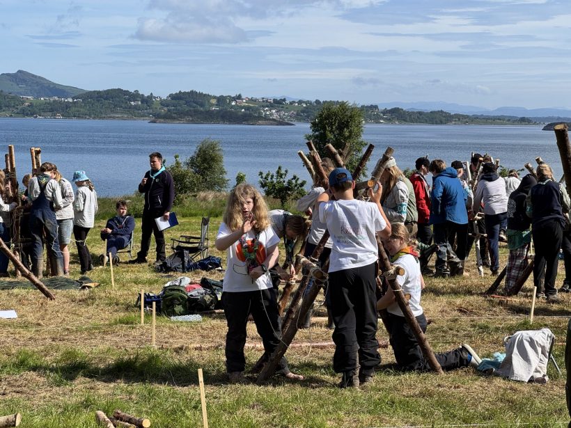 Jobbes godt med surringene